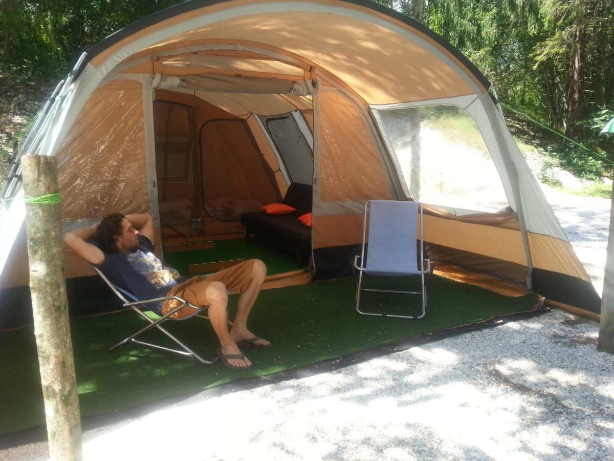 Hôtel Camping Vodenca à Bovec Extérieur photo