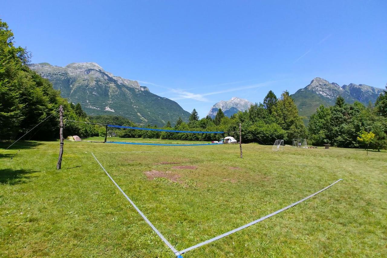 Hôtel Camping Vodenca à Bovec Extérieur photo